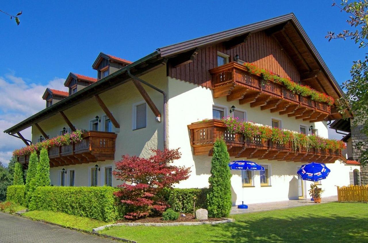Fruehstuecks-Pension Lichtenauer Hof Thyrnau Luaran gambar