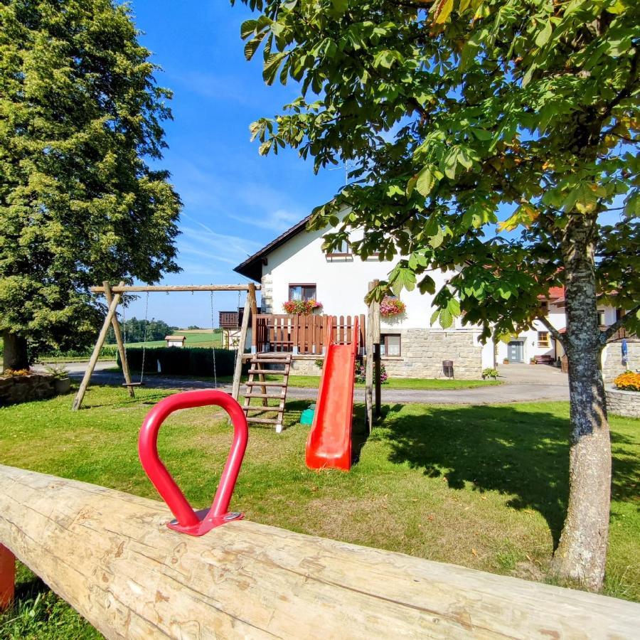 Fruehstuecks-Pension Lichtenauer Hof Thyrnau Luaran gambar